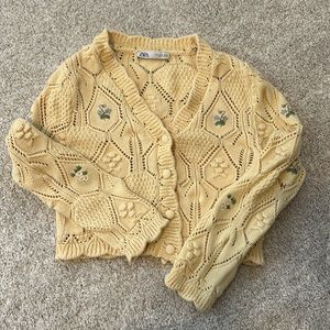 ZARA Floral Embroidered Chunky Knit Cardigan